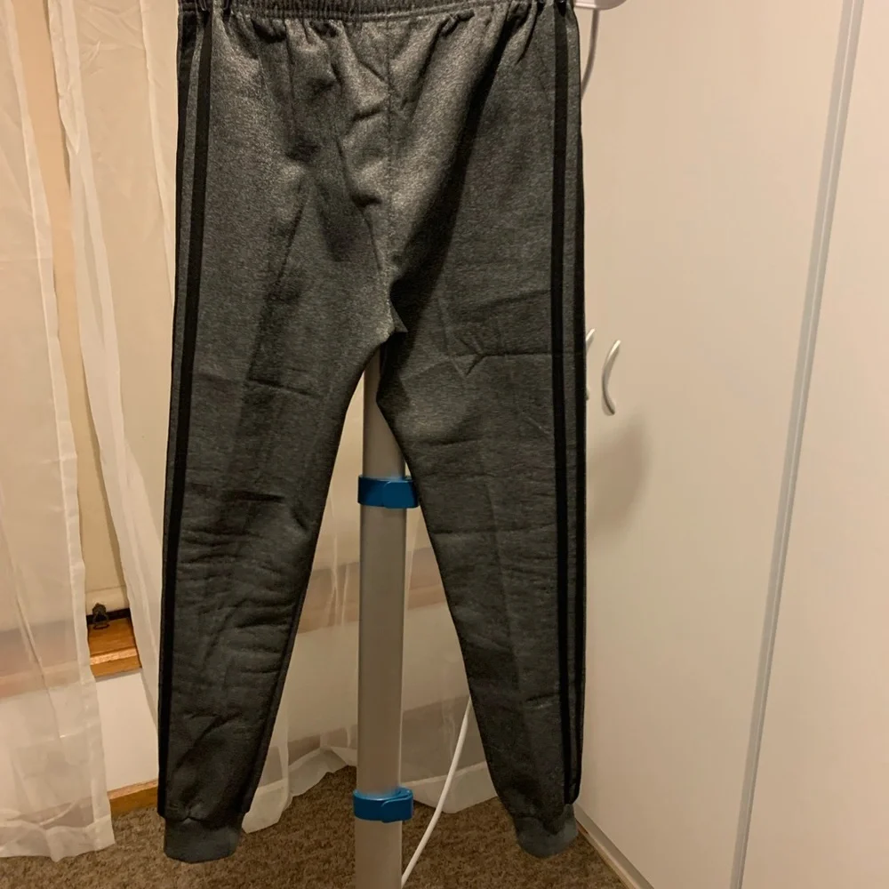 Sport wear- unisex - Picture 2 of 5